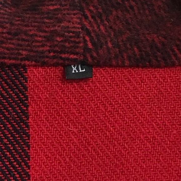 Open Front Buffalo Plaid Flannel Vest - Picture 8 of 10